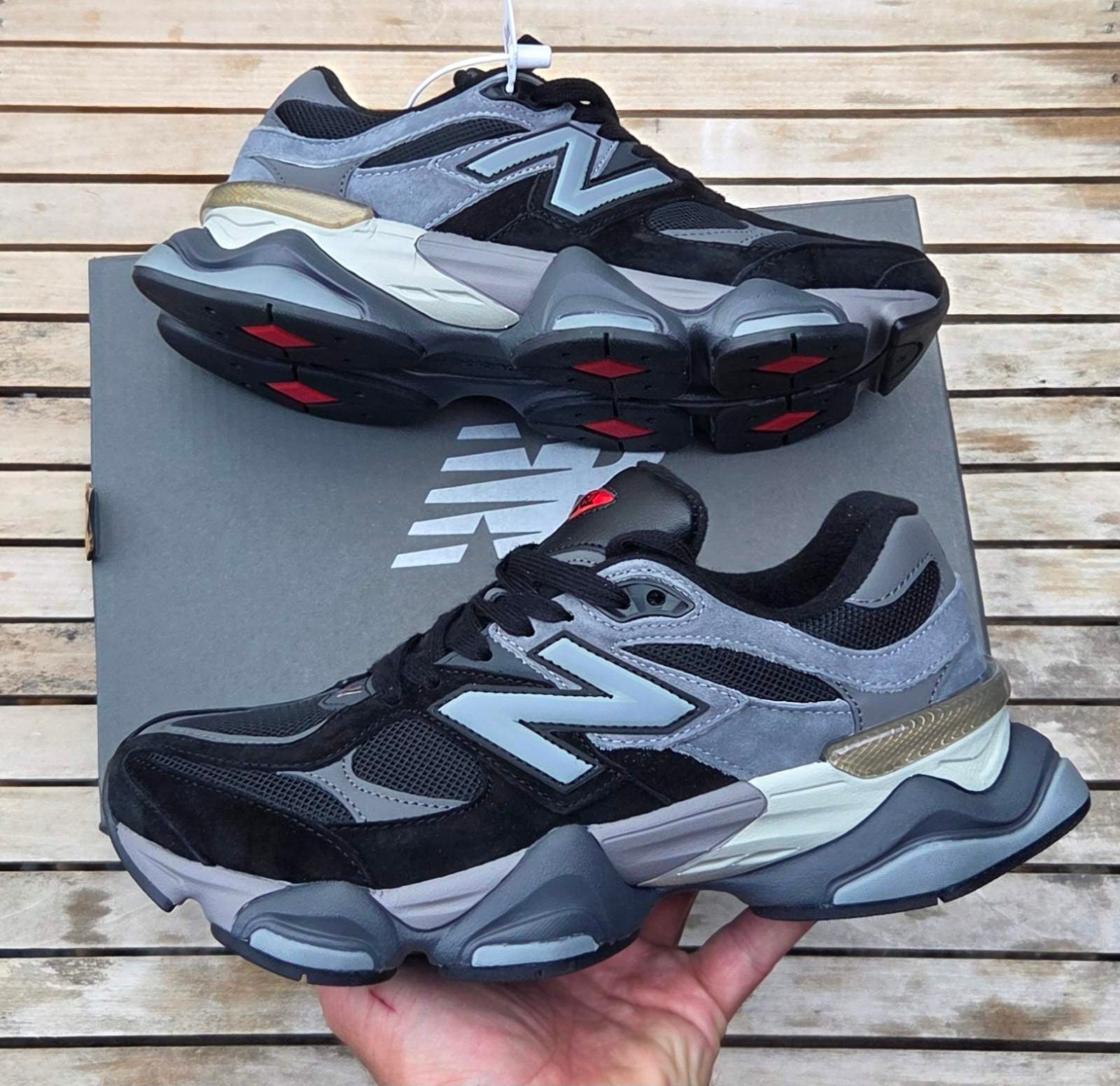 New Balance 9060