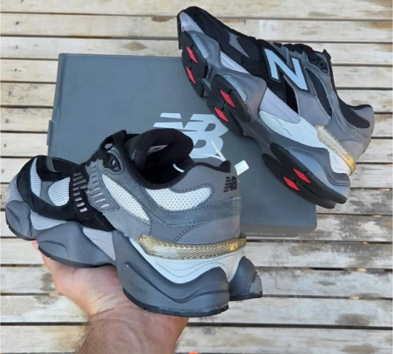 New Balance 9060